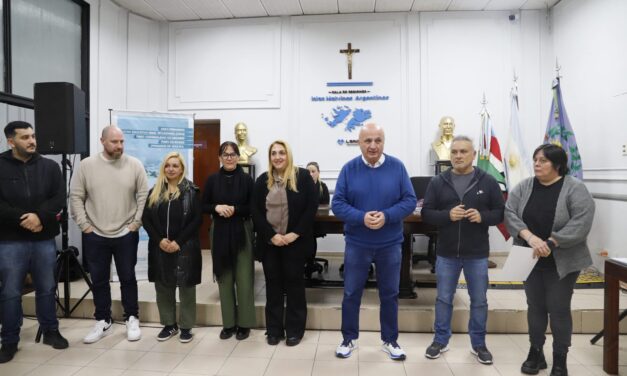 El HCD Lanús abrió sus puertas a jóvenes y adultos en la 8.ª edición del Parlamento Bonaerense