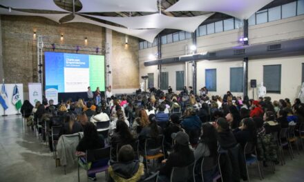 Avellaneda capacitó a más de 200 emprendedores en estrategias de venta por redes sociales
