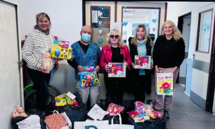Día del Niño: La Cooperadora del Hospital de Quilmes llevó juguetes y sonrisas a los chicos internados