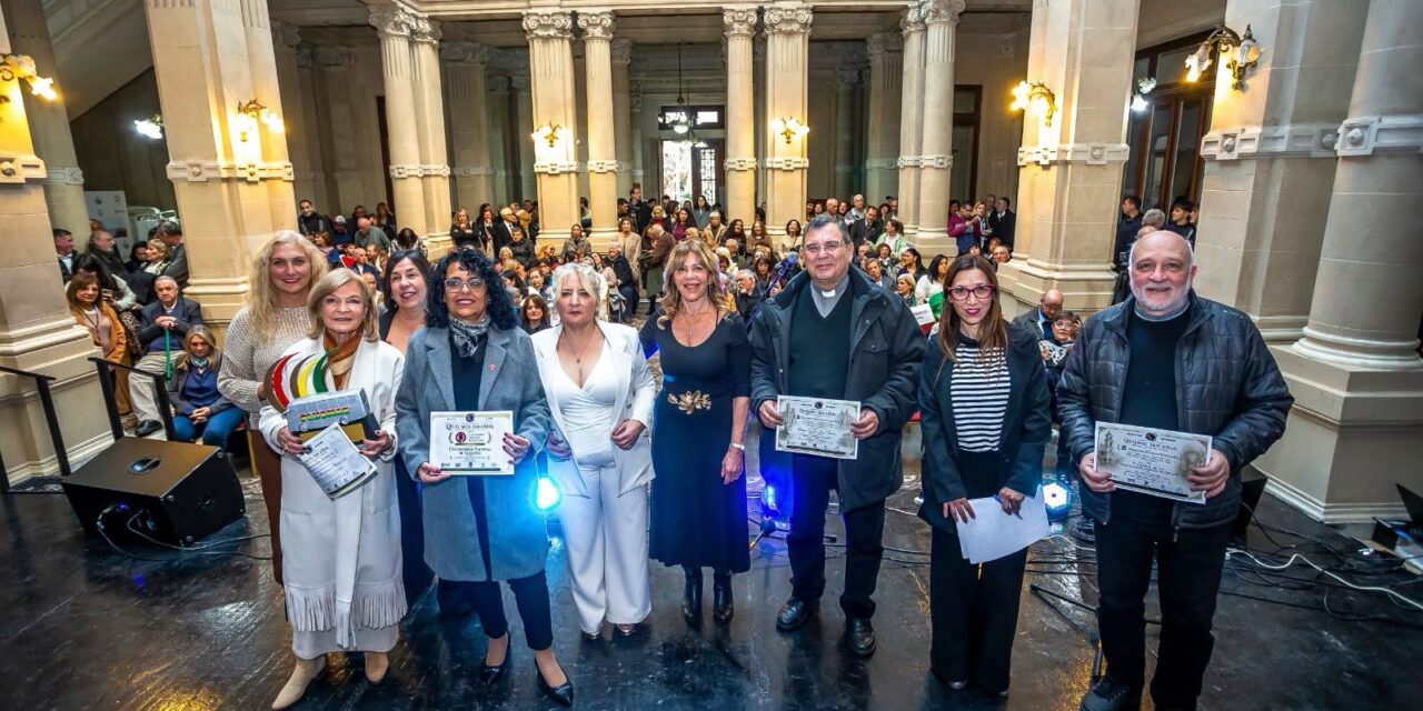 Mujeres Líderes en Acción distinguió a quienes construyen la historia y la identidad de Quilmes