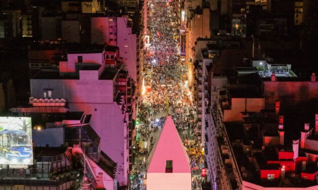 La avenida Corrientes celebra este sábado los 100 años del creador de Asterix, mitad parisino, mitad porteño