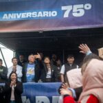 Desfile cívico y tradicionalista por el 75º aniversario del barrio La Paz