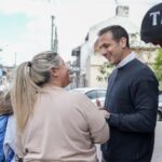 Julián Alvarez recorrió las obras de repavimentación en Villa Progreso