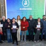 Con Walter Correa, Magdalena Sierra entregó Certificados de Formación Laboral a vecinos de Avellaneda