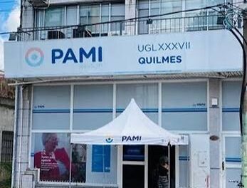 Tras el escrache, denuncian que el titular del PAMI Quilmes 'no tiene plata' para arreglar baños de la UGL 37
