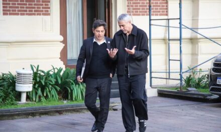 Kicillof y Ferraresi se reunieron con "Argentinos para la Victoria. Provincia 25"