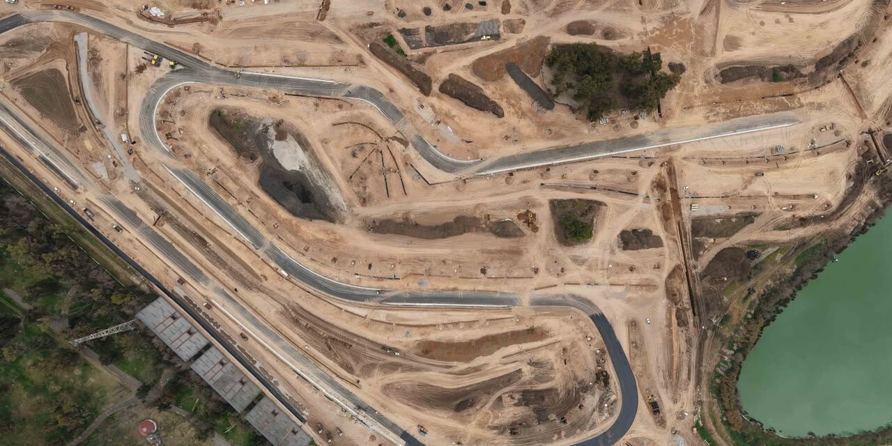 Avanza la transformación del Autódromo Gálvez: Nuevas tribunas, accesos y obras clave ya toman forma