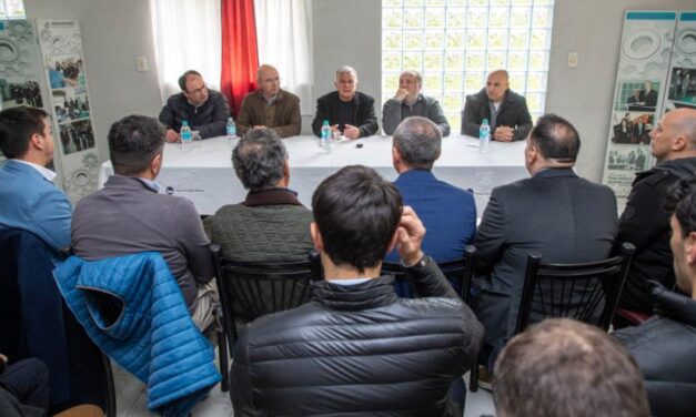 El intendente Balor se reunió con industriales sanjuaninos y berazateguenses en el Parque Industrial Plátanos