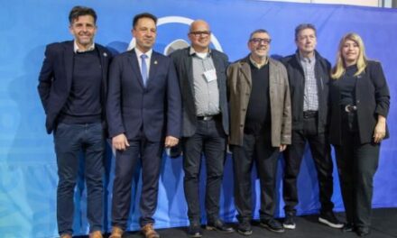 Hugo Barrueco participó de la presentación de Dock Sud Global y Aula Puerto