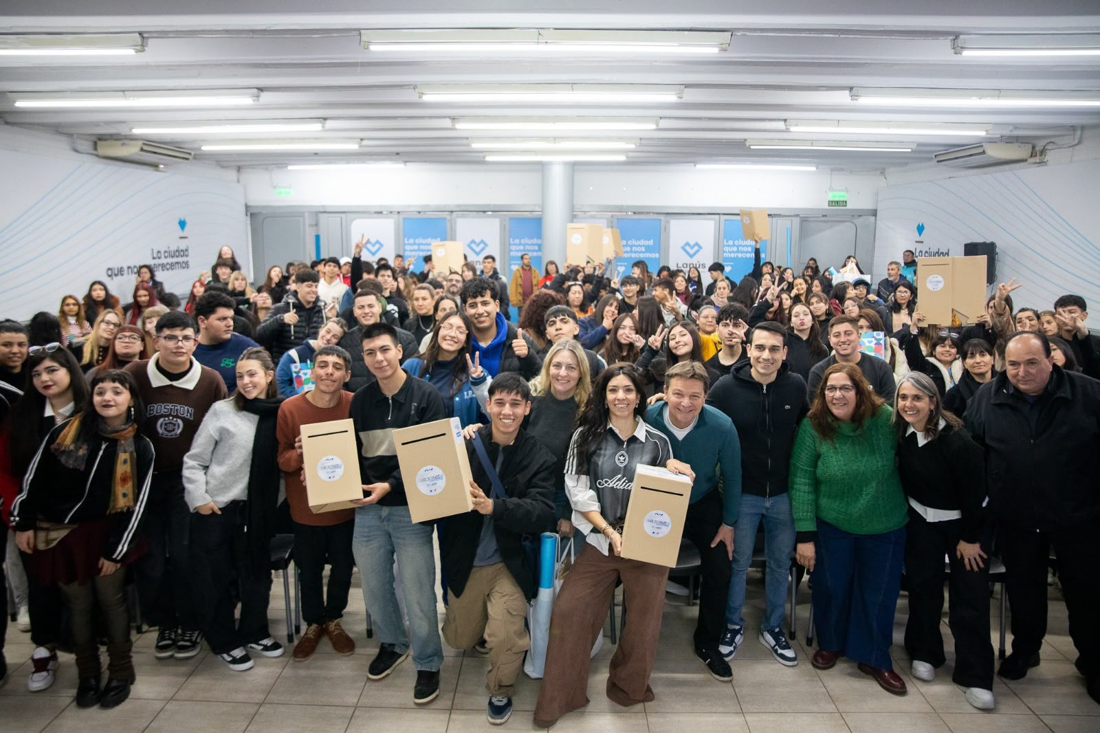 Construyendo Centros: Encuentro de Lanús Gobierno con representantes de Centros de Estudiantes