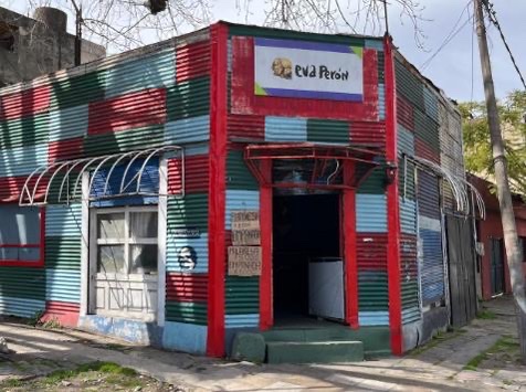 Un barrio como lienzo: Isla Maciel renace a través del arte y la comunidad