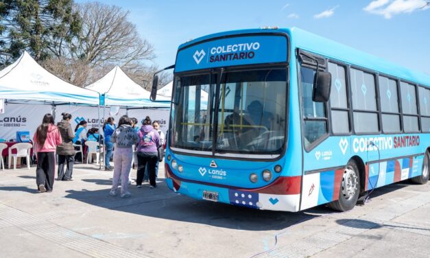 Lanús Gobierno lleva el Colectivo Sanitario a Valentin Alsina