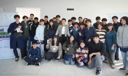 "¿Qué Escuela Queremos?": Mayra Mendoza en otro encuentro con alumnos quilmeños