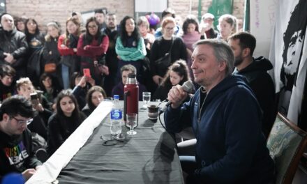 Máximo Kirchner: “Piden velar por la tranquilidad de los mercados ¿y quién vela por la tranquilidad de las familias argentinas?”