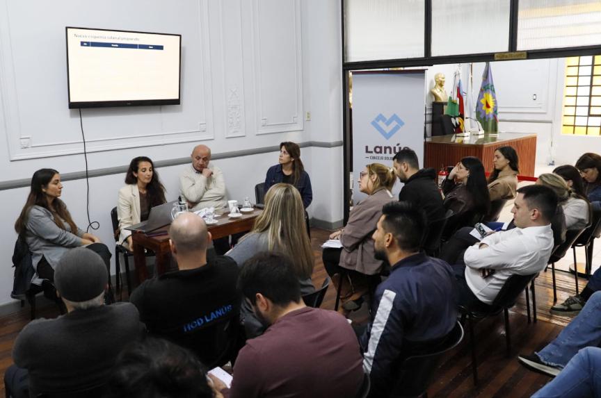 La Secretaría de Salud de Lanús expuso en el HCD sobre el Sistema de Emergencias del distrito