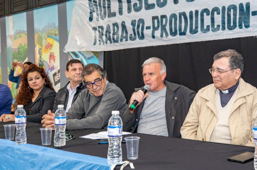 Junto a representantes de distintos sectores de Berazategui, Balor participó del Encuentro Multisectorial por la Producción, el Trabajo y la Soberanía