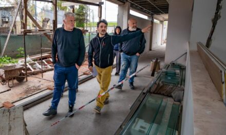 A poco de inaugurarse, Balor recorrió la obra del Centro Cívico Municipal El Pato