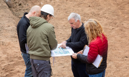 El intendentye Balor supervisó la construcción de un canal pluvial en El Pato