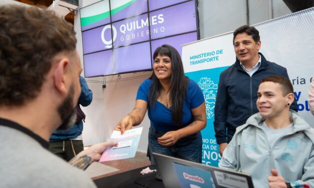 Se realizó en Quilmes un operativo de impresión y entrega de pases libres multimodales