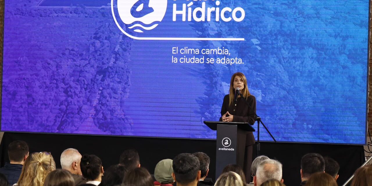 La intendenta de Avellaneda, Magdalena Sierra, presentó el “Plan Hídrico 2026-2027”